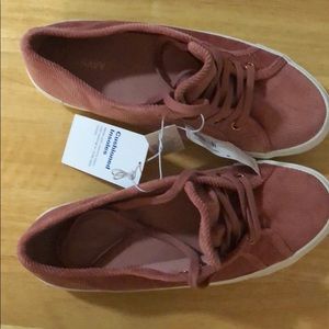 Old navy corduroy Vulcan sneaker C